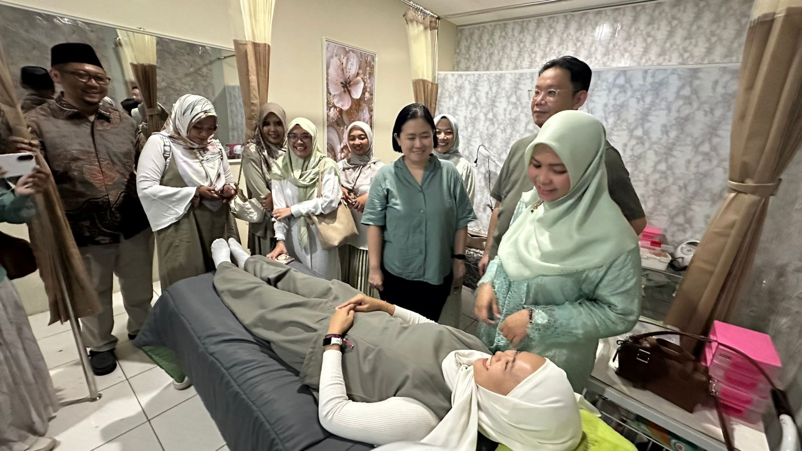 Puskesmas Baru di Binangun dan Dayeuhluhur: Apa yang Bisa Dibuat Bisnis Kesehatan & Kecantikan?